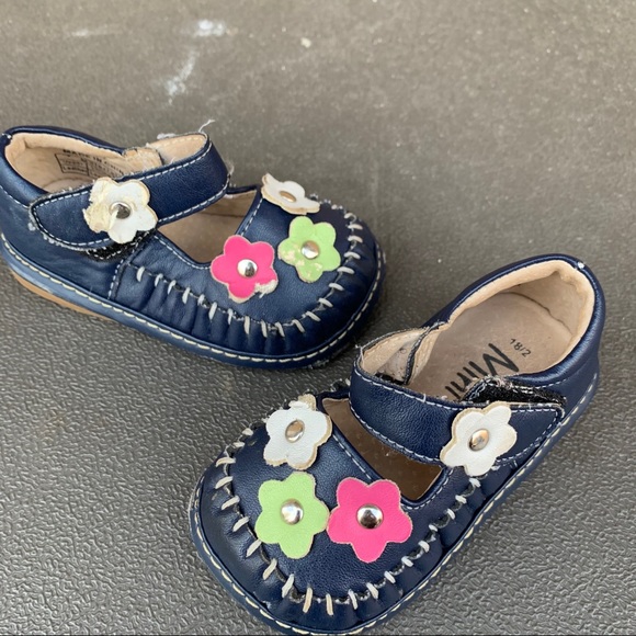 MiniPas Leather Squeaky Baby Walker Shoes - Picture 5 of 7